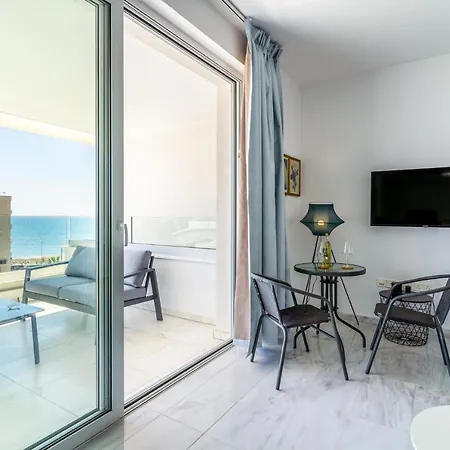 Oyster 1-br In Apartment Larnaca